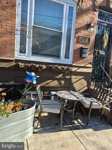 $2,100 | 2417 South Opal Street, Philadelphia, PA 19145