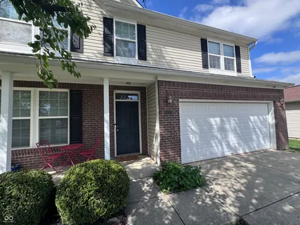 $305,000 | 10530 Lookout Lane, Indianapolis, IN 46234