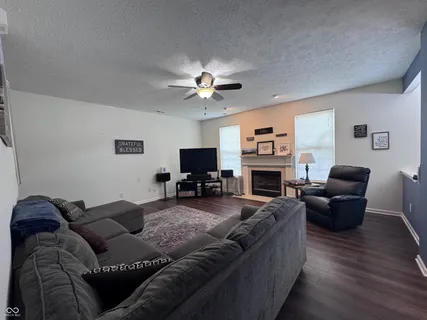 $305,000 | 10530 Lookout Lane, Indianapolis, IN 46234