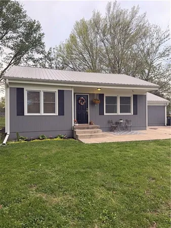 $225,000 | 1209 North 8th Street, Lansing, KS 66043