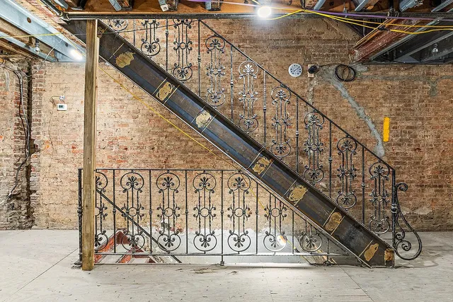 $7,950,000 | 212 East 72nd Street | Lenox Hill