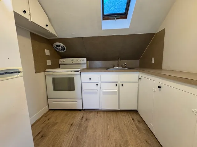 $2,000 | 37 Oak Street, Unit 5, Middleboro, MA 02346