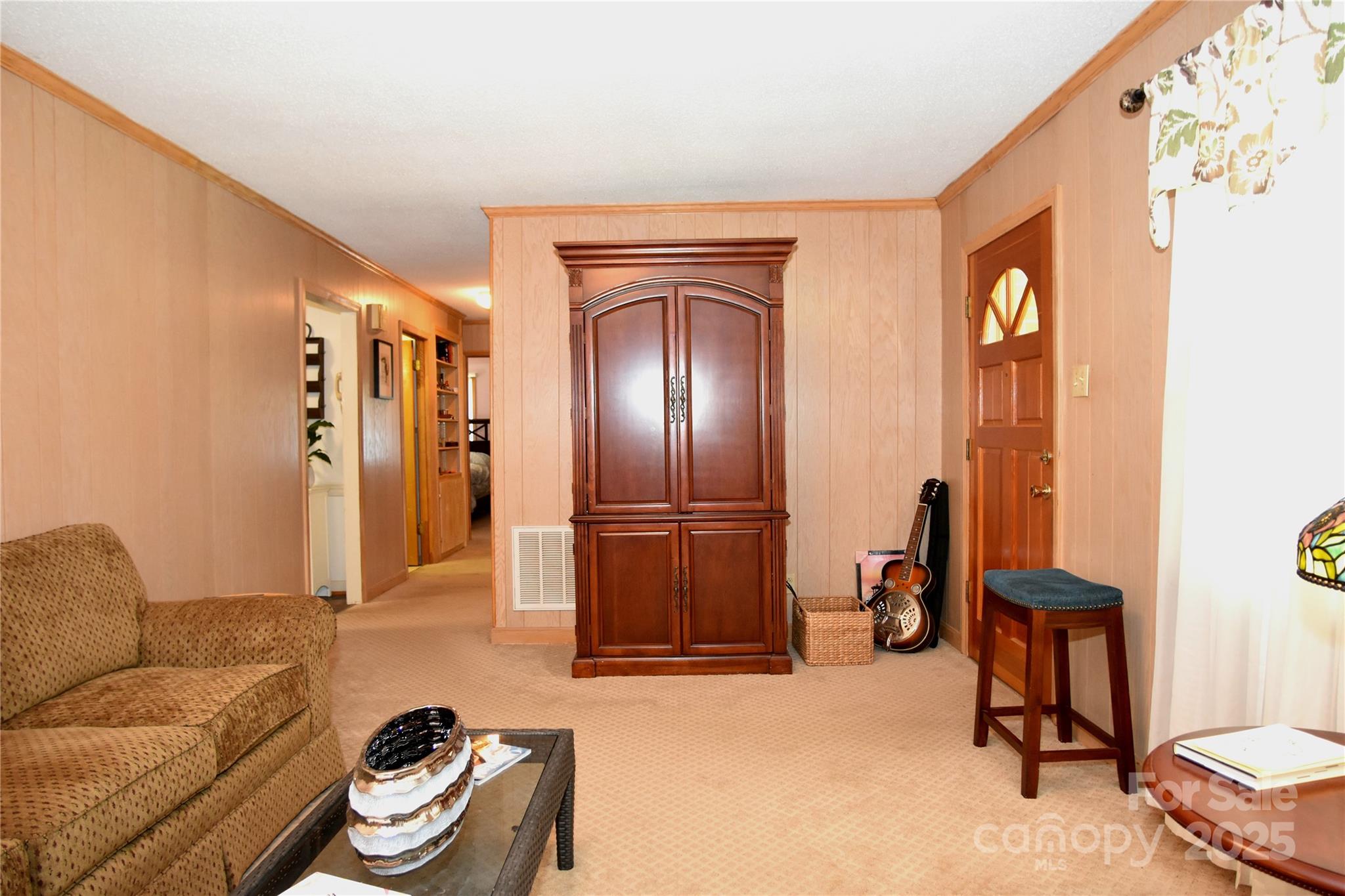 802 Linden Drive Chester, SC 29706 - Photo 9 of 47 a living room with furniture and a window