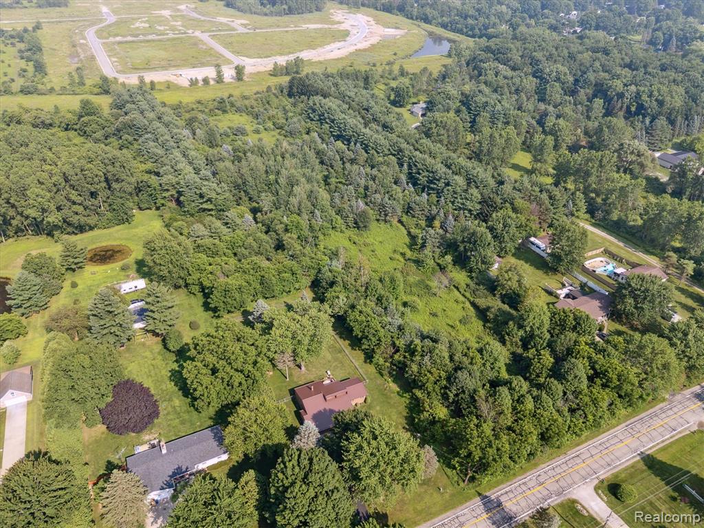 2374 North Vassar Road Davison, MI 48423 - Photo 10 of 15