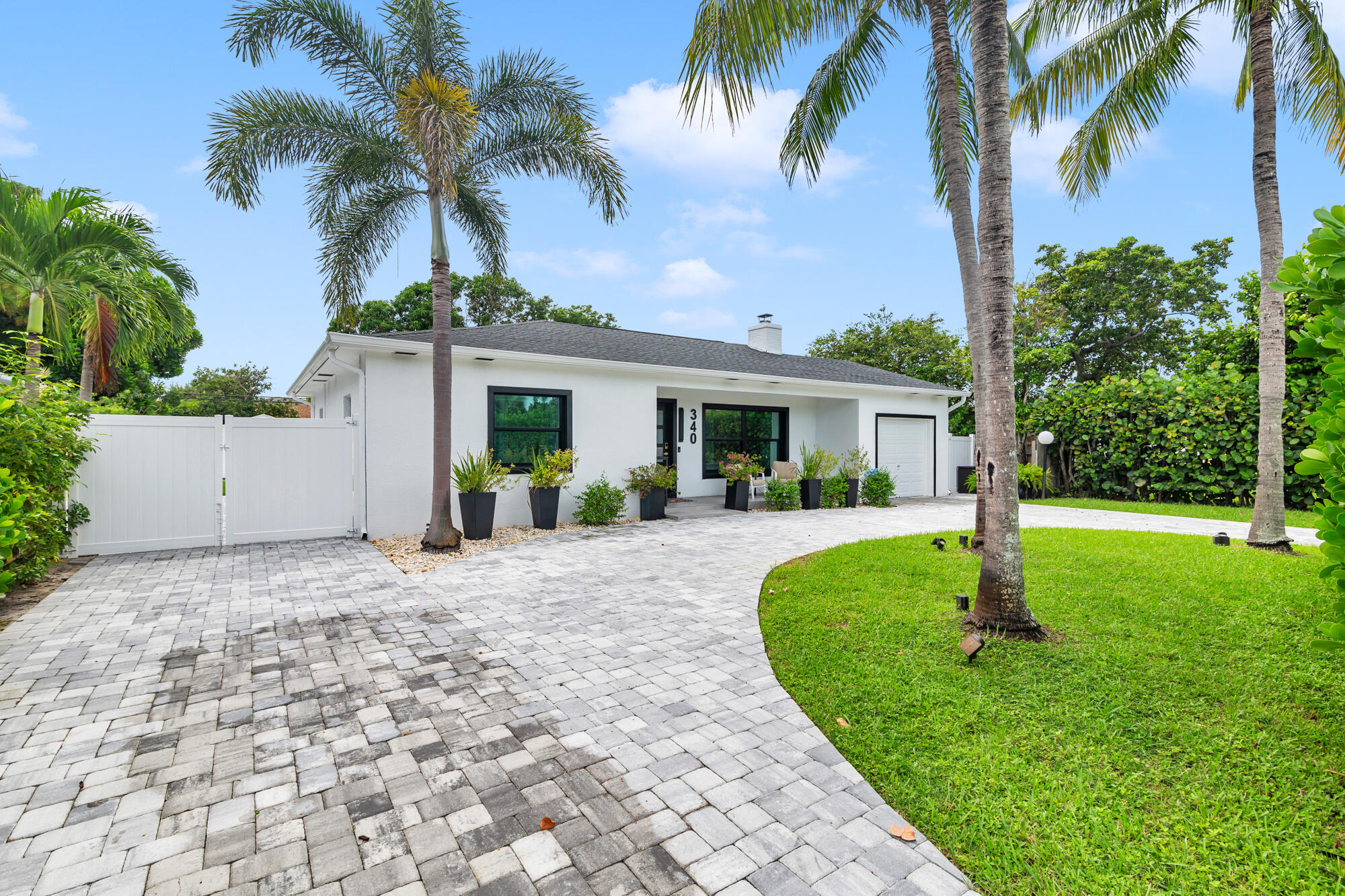 340 Ellamar Road West Palm Beach, FL 33405 - Photo 2 of 33 340 Ellamar Road, West Palm Beach