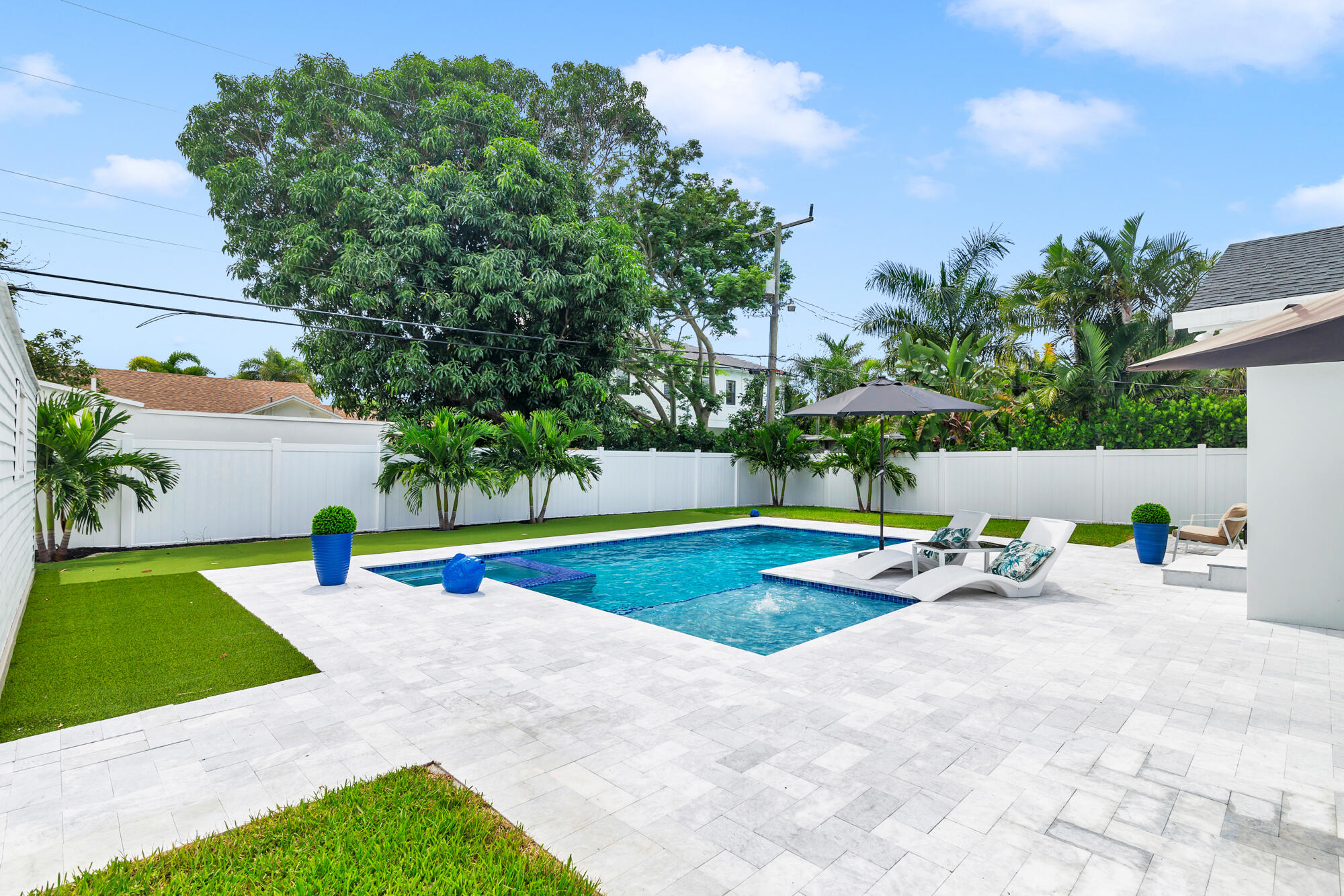 340 Ellamar Road West Palm Beach, FL 33405 - Photo 25 of 33 low-30