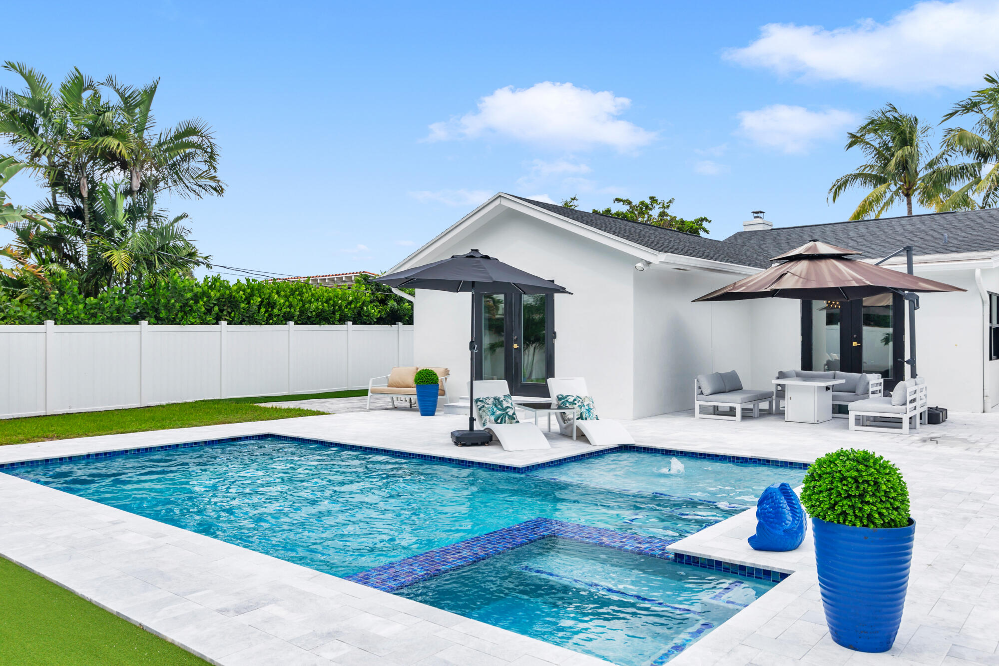 340 Ellamar Road West Palm Beach, FL 33405 - Photo 28 of 33 Backyard/Pool