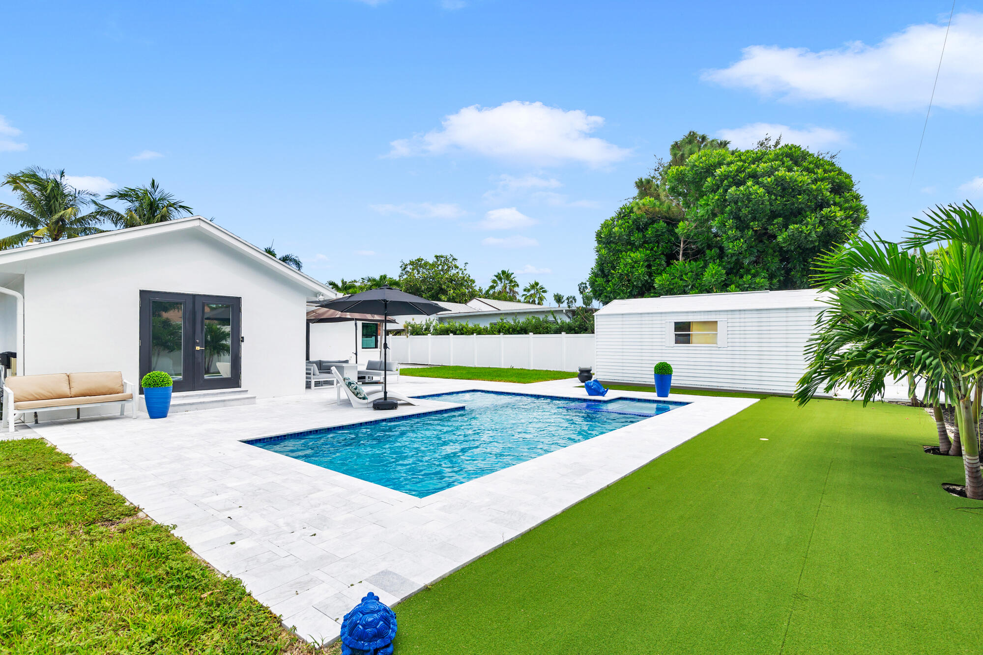340 Ellamar Road West Palm Beach, FL 33405 - Photo 29 of 33 Backyard/Pool