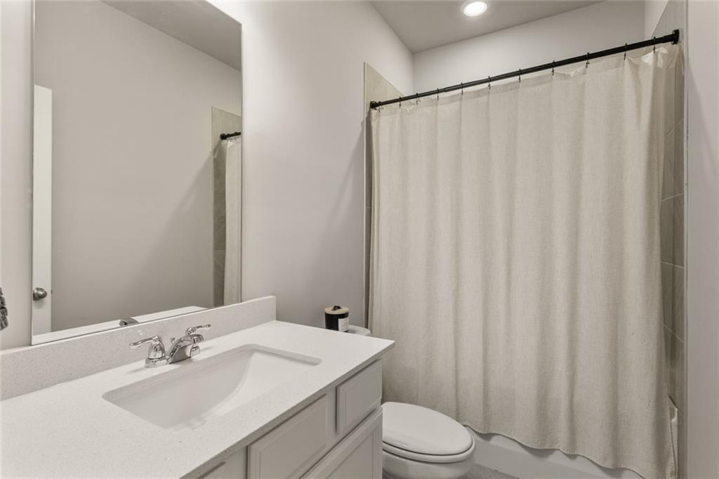 6117 Ogeechee Road Southeast Smyrna, GA 30126 - Photo 9 of 42