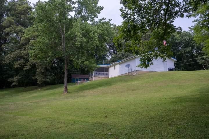 7525 South Scout Road Connersville, IN 47331 - Photo 3 of 17