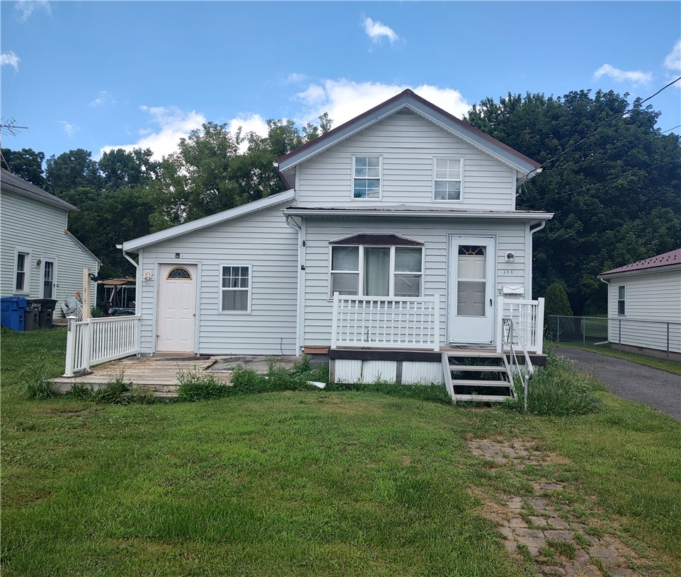 111 East Elizabeth Street Waterloo, NY 13165 - Photo 2 of 41