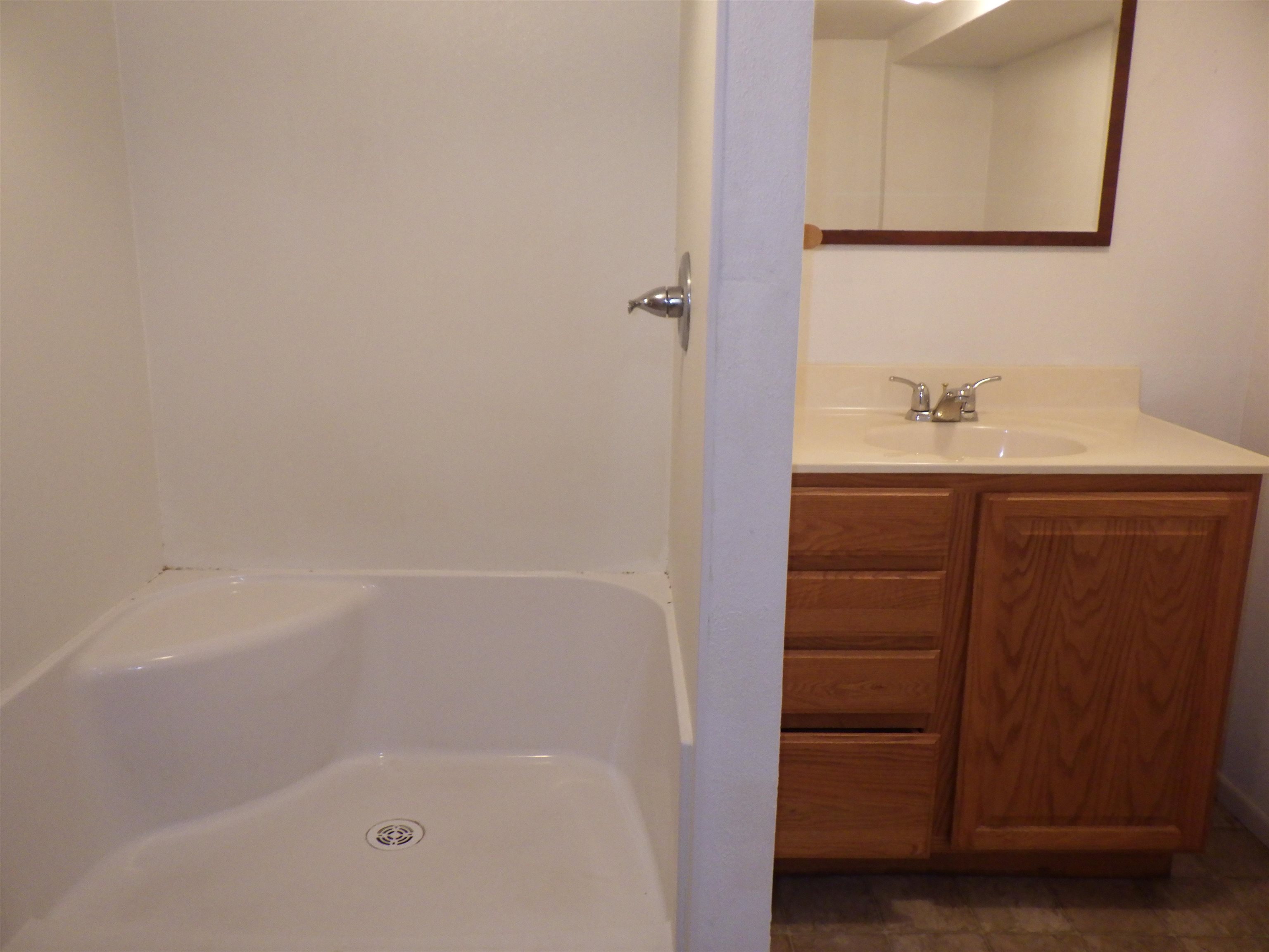 89 Torrey Street Clintonville, WI 54929 - Photo 11 of 13