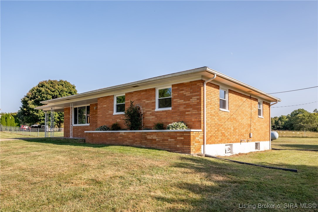 5111 Smith Road Floyds Knobs, IN 47119 - Photo 4 of 39 Gallery Image 4