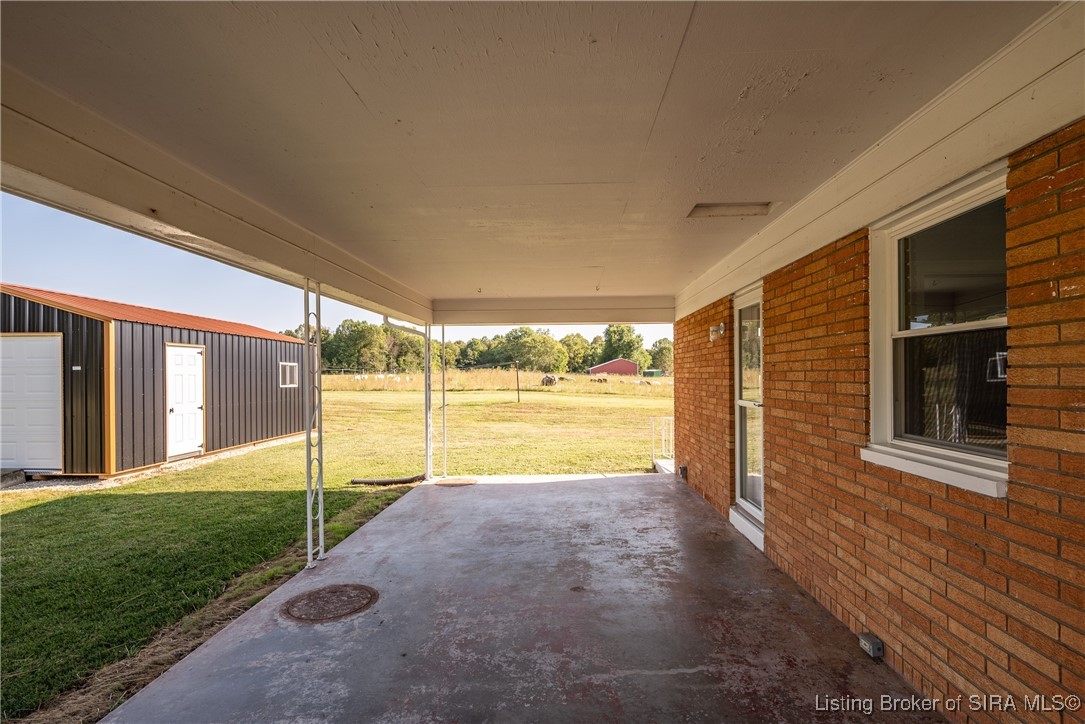 5111 Smith Road Floyds Knobs, IN 47119 - Photo 8 of 39 Gallery Image 8