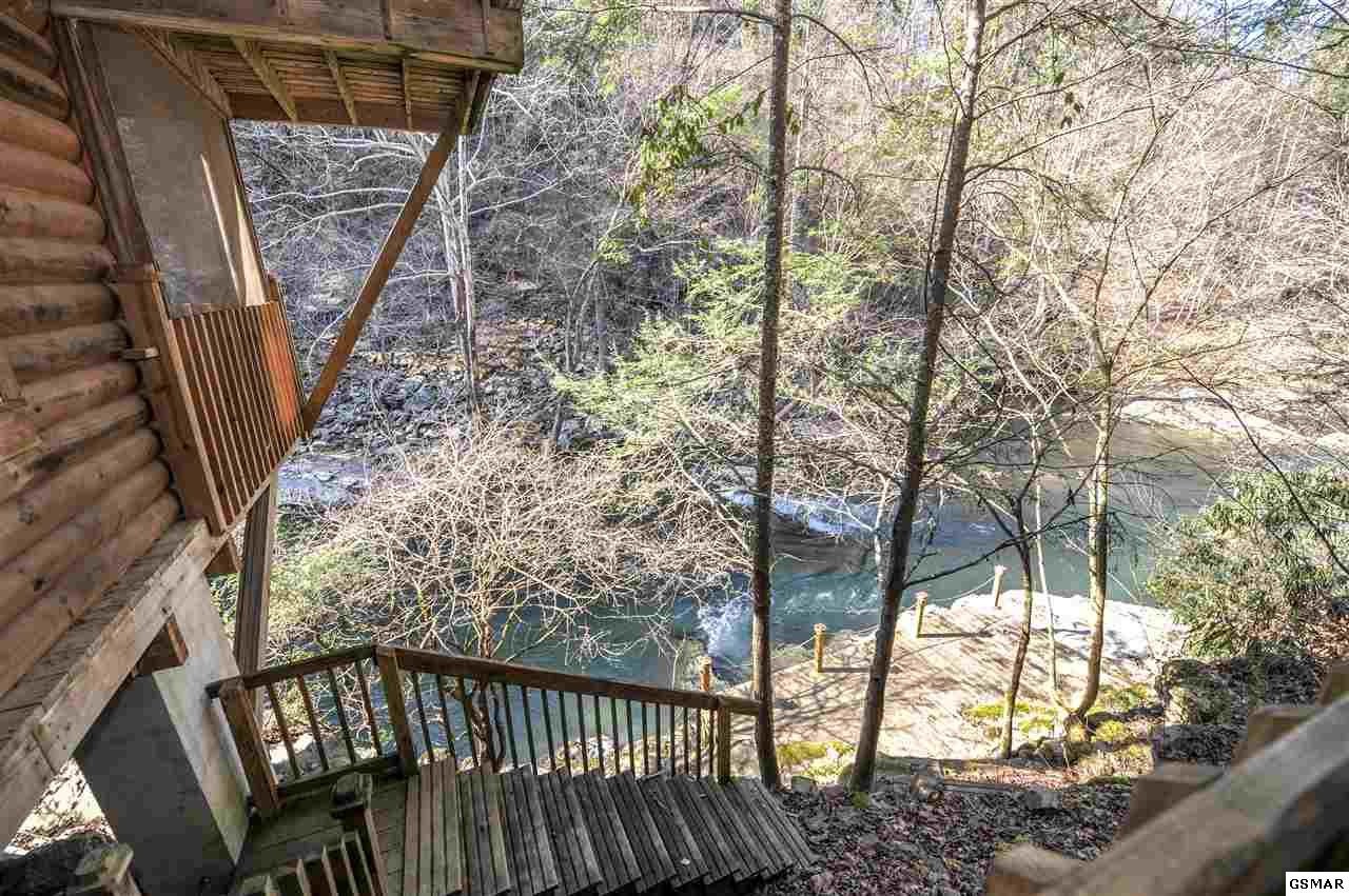 1563 Grant Road Sevierville, TN 37876 - Photo 32 of 35