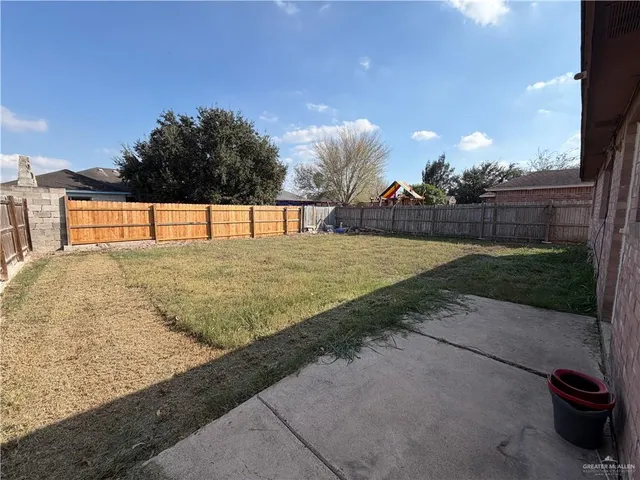 $1,300 | 401 Sol Dorado Street, Mission, TX 78572