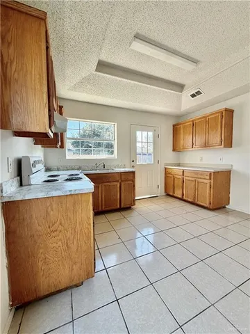 $1,300 | 401 Sol Dorado Street, Mission, TX 78572