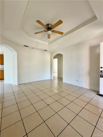 $1,300 | 401 Sol Dorado Street, Mission, TX 78572