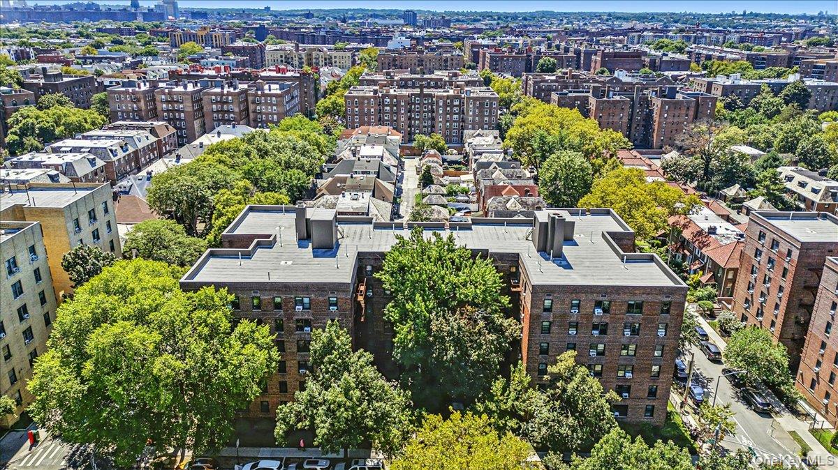88-10 34th Avenue, Unit 5C Queens, NY 11372 - Photo 2 of 16 a view of a city
