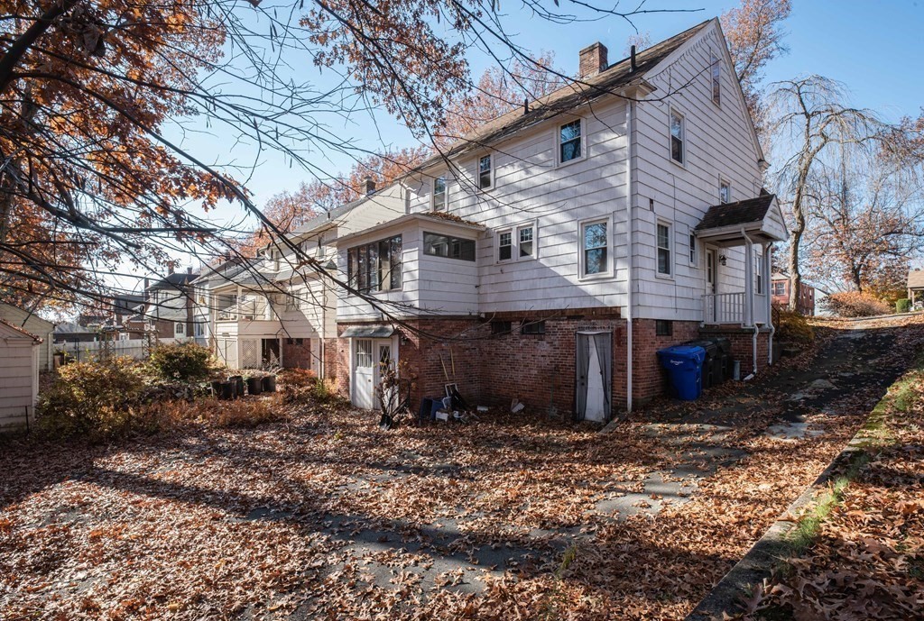 205 Norfolk Street Springfield, MA 01109 - Photo 33 of 39 Gallery Image 33
