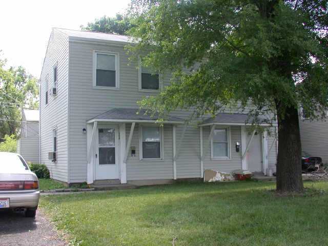 702-704 South Hamilton Road Whitehall, OH 43213 - Photo 1 of 1 Gallery Image 1