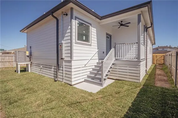 $289,000 | 3644 Charles Drive, Chalmette, LA 70043