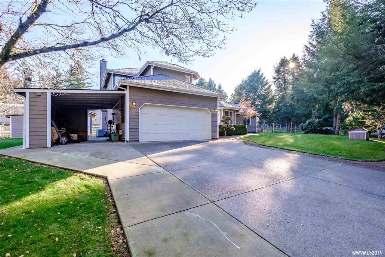 5854 Timber Ridge Drive Southeast Salem, OR 97317 - Photo 3 of 42