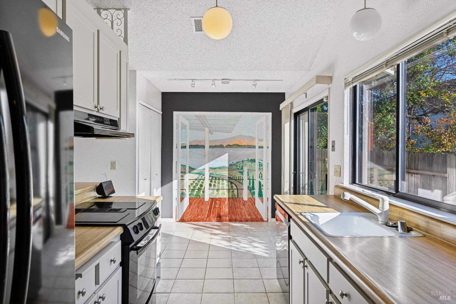 2848 Howe Court Fairfield, CA 94534 - Photo 12 of 54