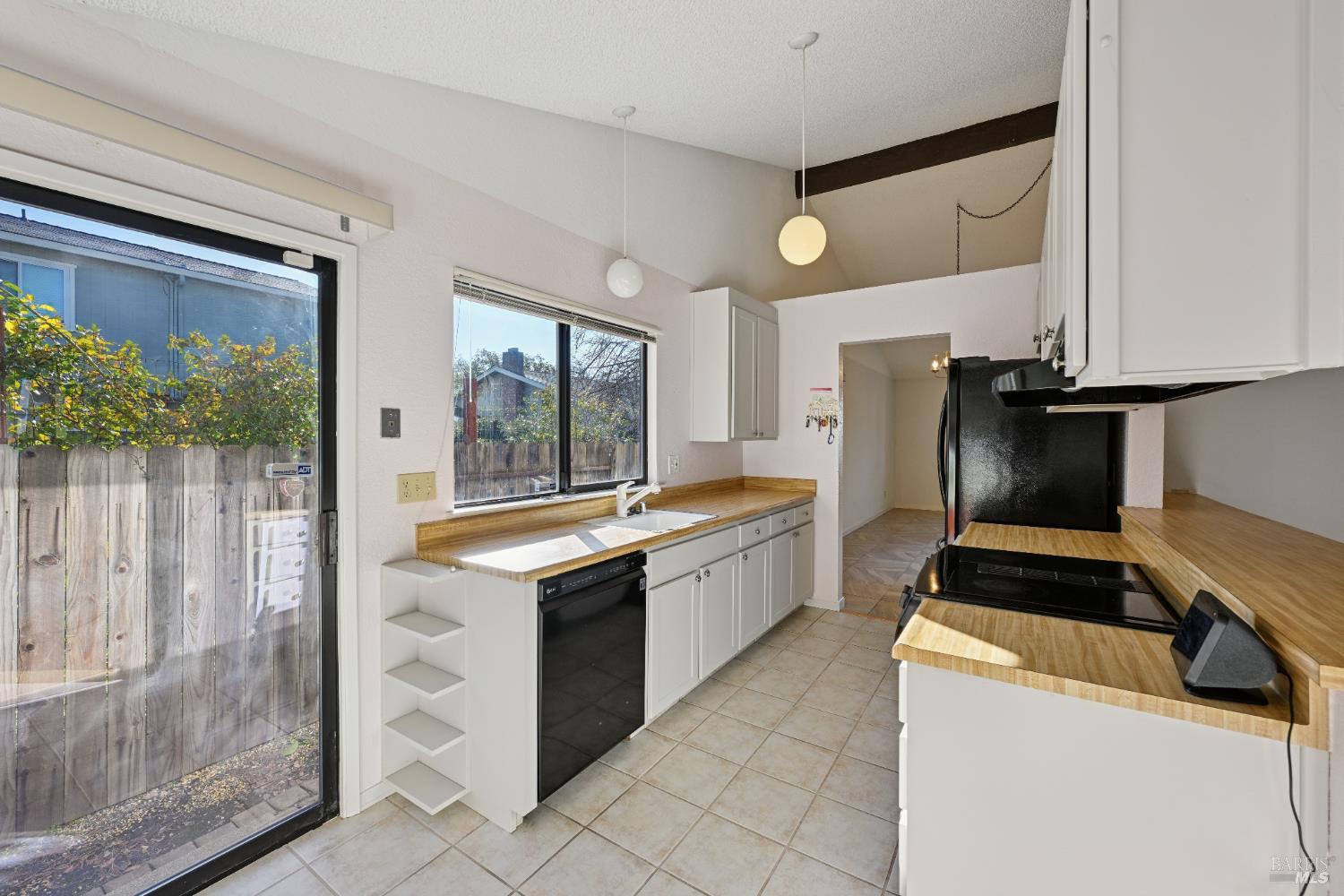 2848 Howe Court Fairfield, CA 94534 - Photo 14 of 54