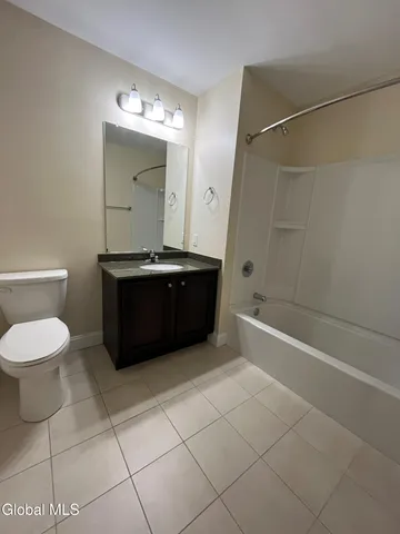 $2,675 | 74 Weibel Avenue, Unit 11HP304, Saratoga Springs, NY 12866