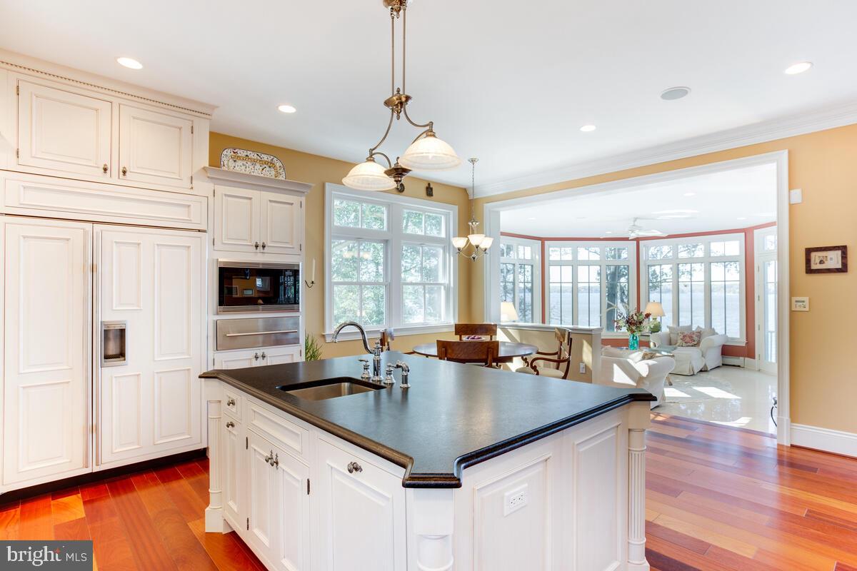 1160 Cavalier Road Arnold, MD 21012 - Photo 22 of 65 Kitchen