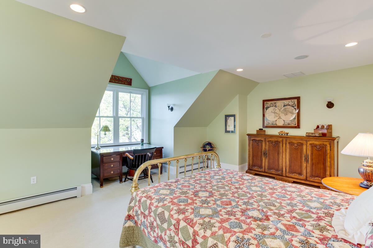 1160 Cavalier Road Arnold, MD 21012 - Photo 49 of 65 3 Level Bedroom