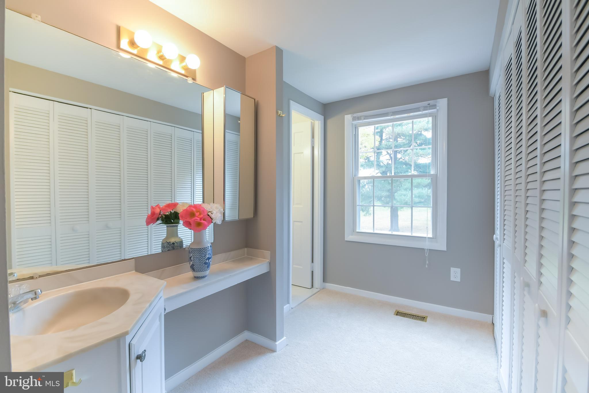 10812 Sandringham Road Cockeysville, MD 21030 - Photo 17 of 37 Master Bath