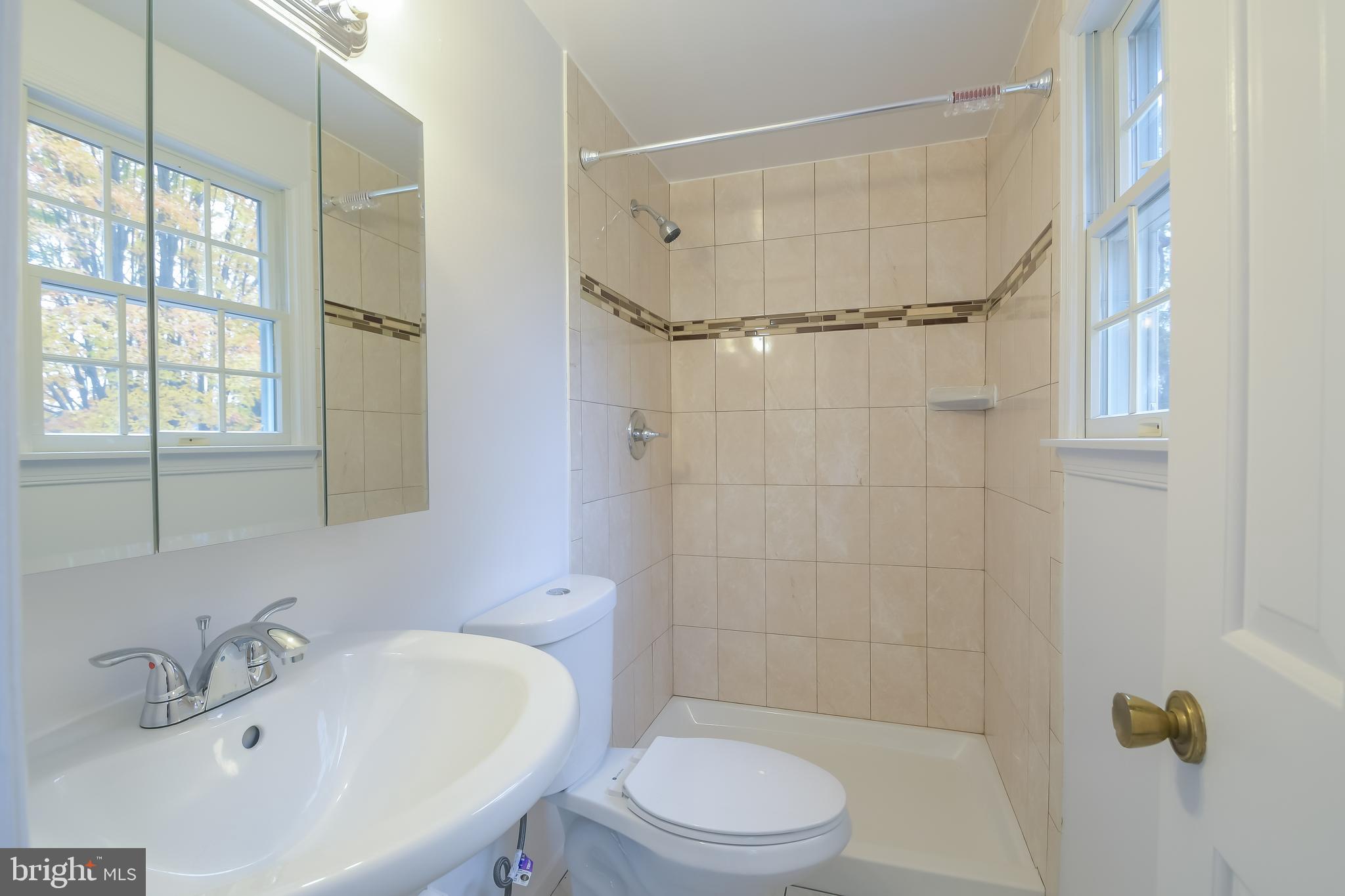 10812 Sandringham Road Cockeysville, MD 21030 - Photo 18 of 37 Master Bath