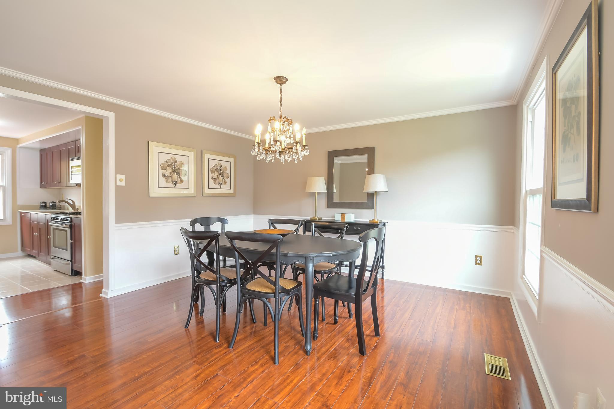 10812 Sandringham Road Cockeysville, MD 21030 - Photo 5 of 37 Dining Room
