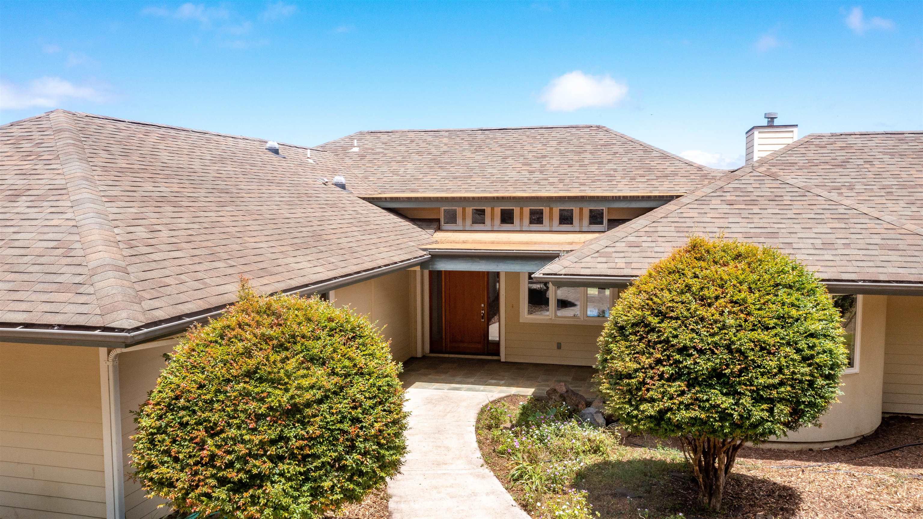 7733 Kula Highway Kula, HI 96790 - Photo 2 of 30 Interesting roof lines