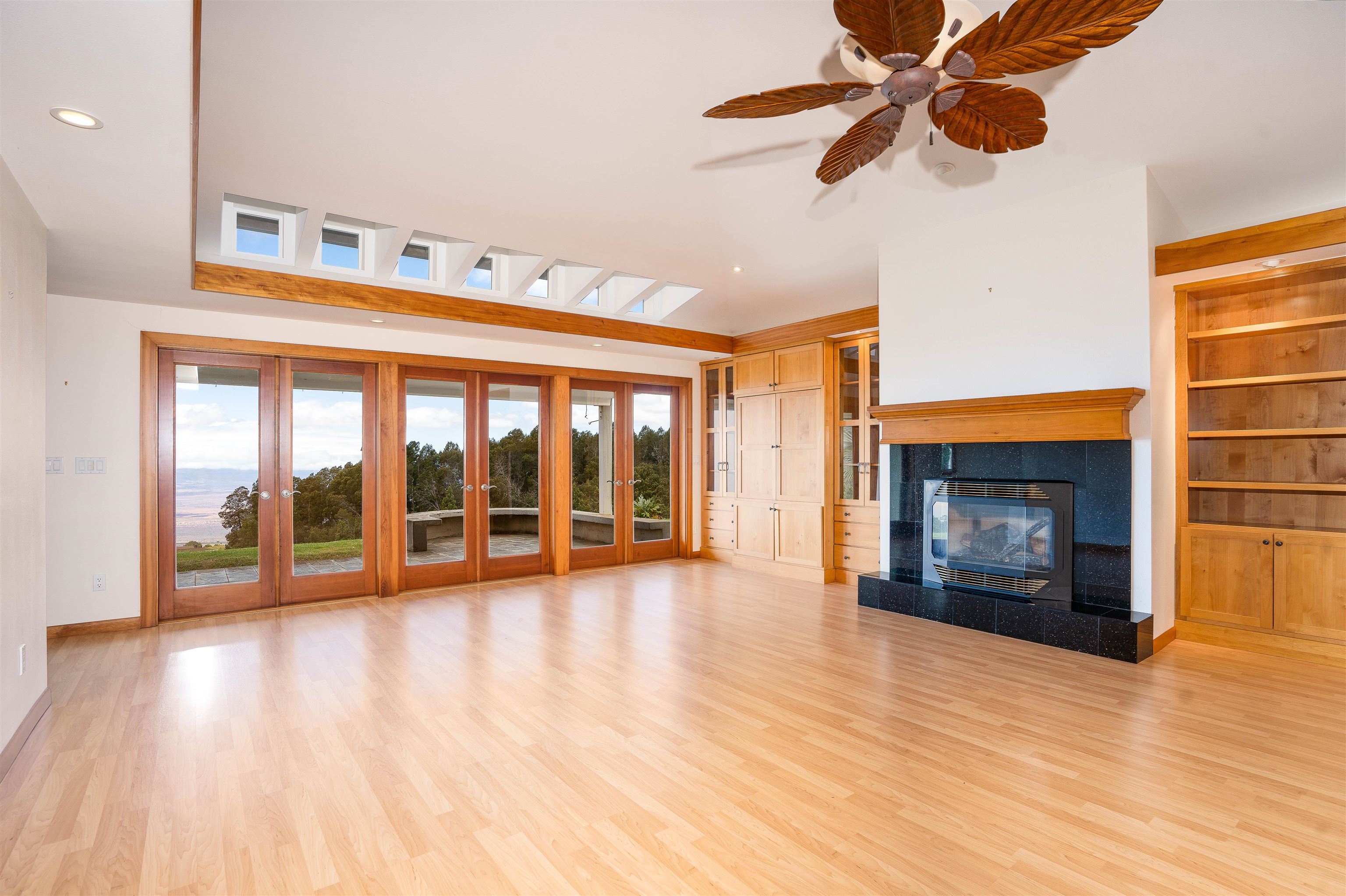 7733 Kula Highway Kula, HI 96790 - Photo 5 of 30 Fireplace