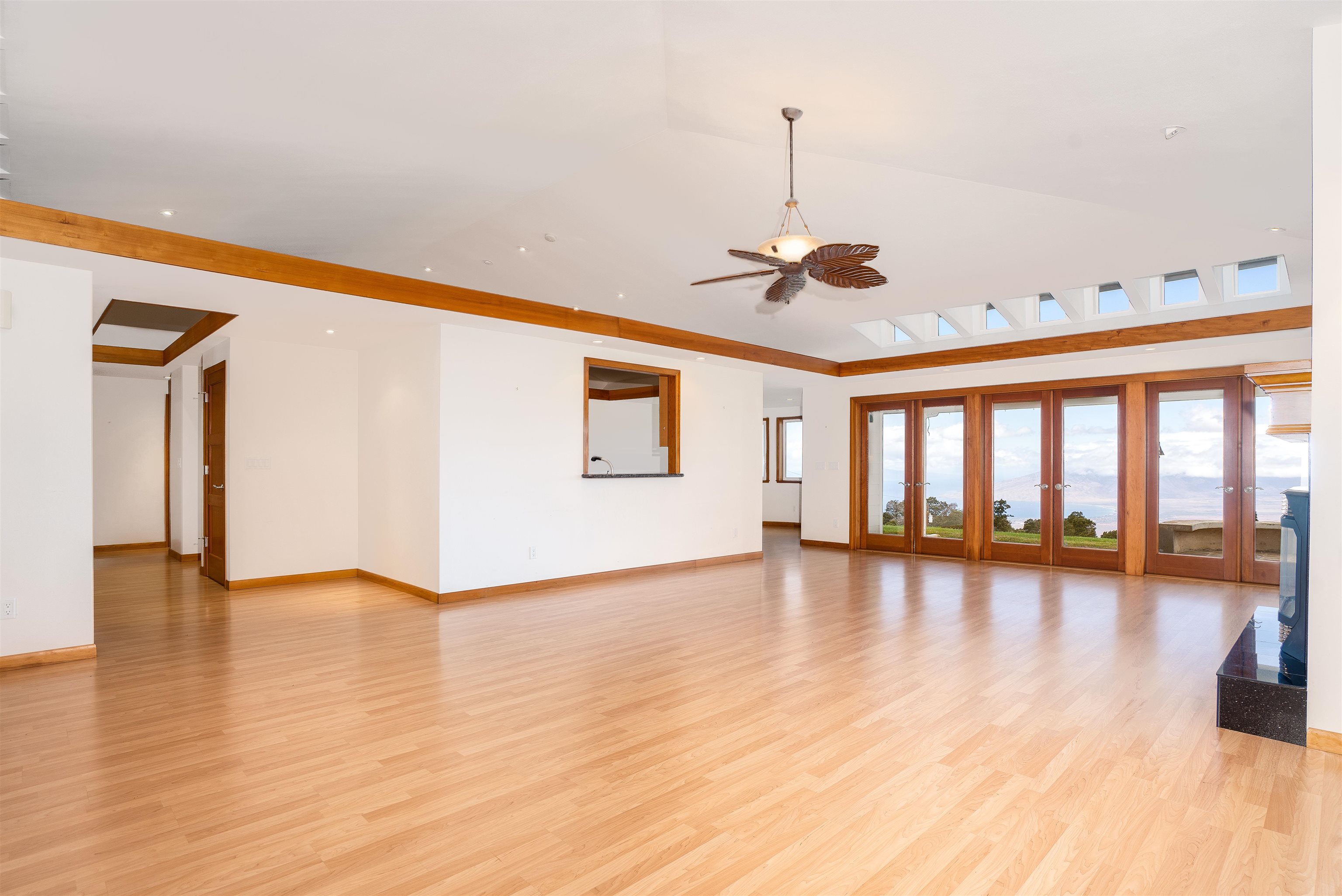 7733 Kula Highway Kula, HI 96790 - Photo 6 of 30 Great Room
