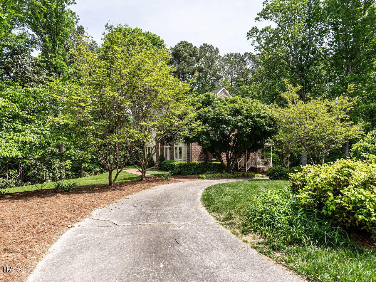 5317 Deep Valley Raleigh, NC 27606 - Photo 55 of 59 041-1280x960-driveway-side