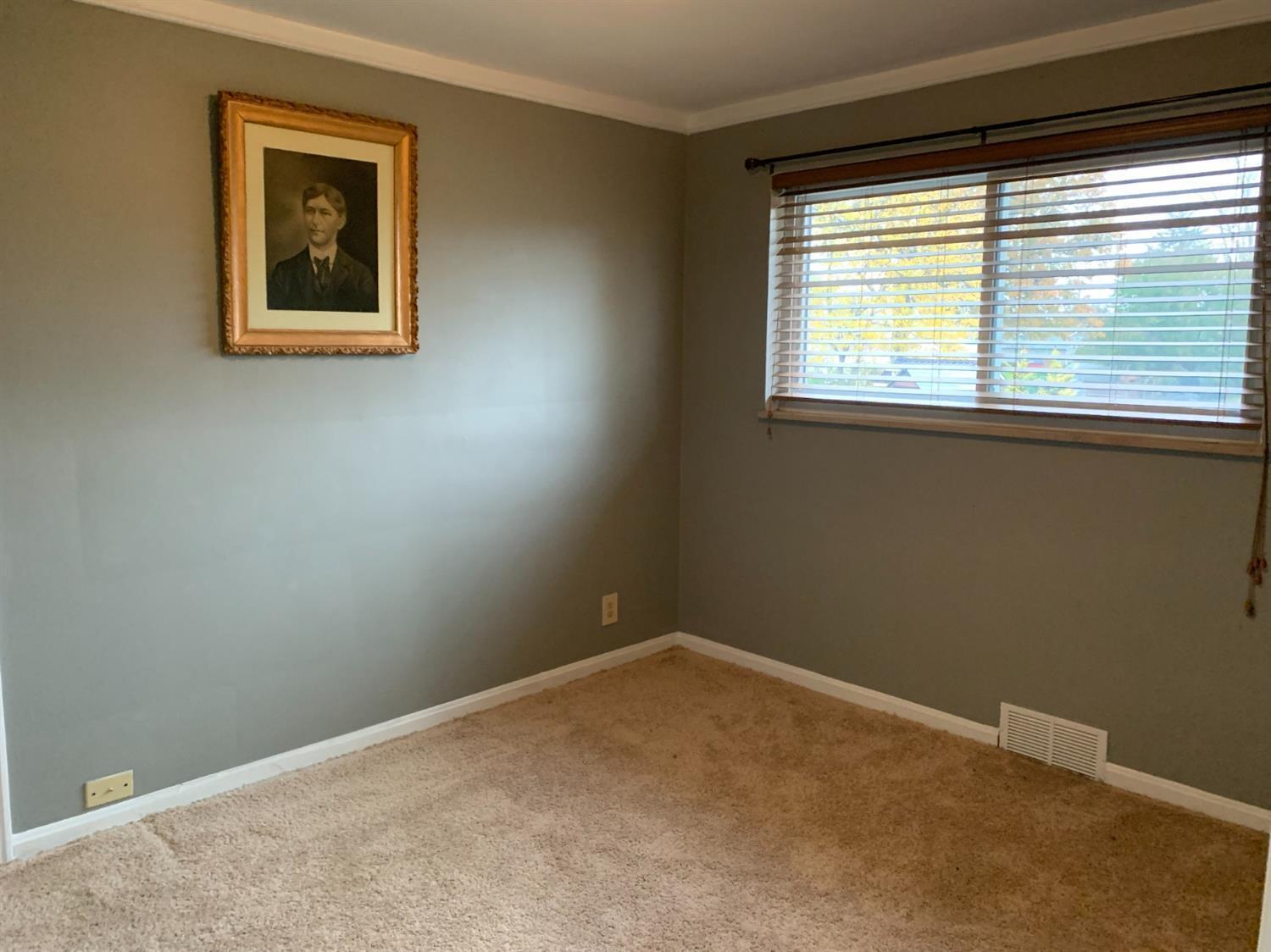 4562 Sycamore Road Cincinnati, OH 45236 - Photo 12 of 30 Gallery Image 12
