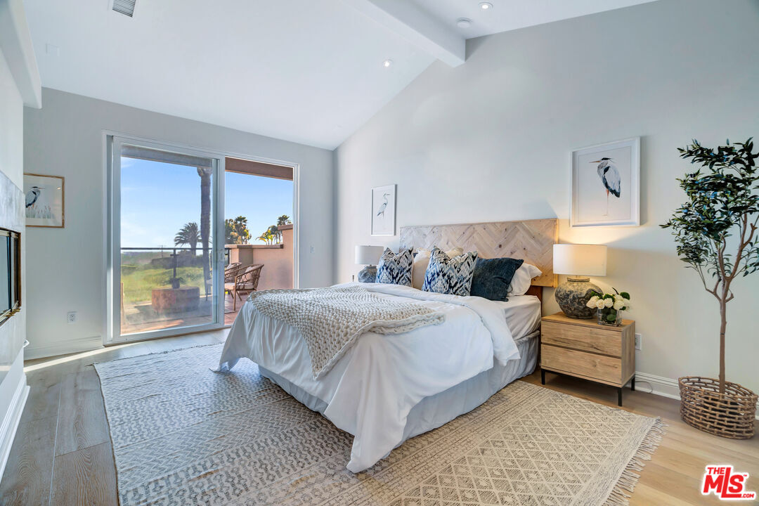 6412 Lunita Road Malibu, CA 90265 - Photo 13 of 33