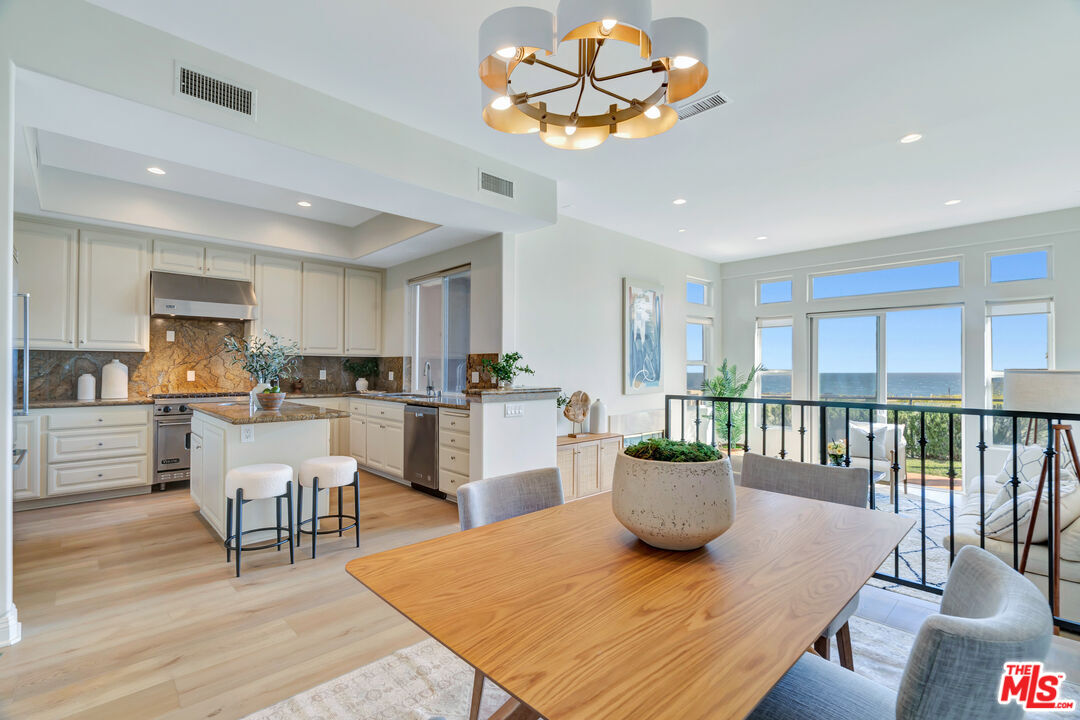 6412 Lunita Road Malibu, CA 90265 - Photo 6 of 33