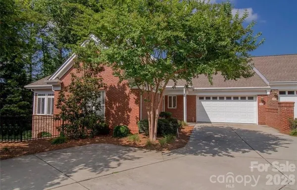 $530,000 | 10914 Casetta Drive, Matthews, NC 28105