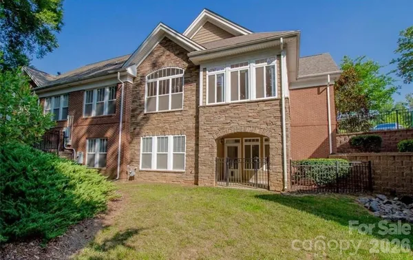 $530,000 | 10914 Casetta Drive, Matthews, NC 28105