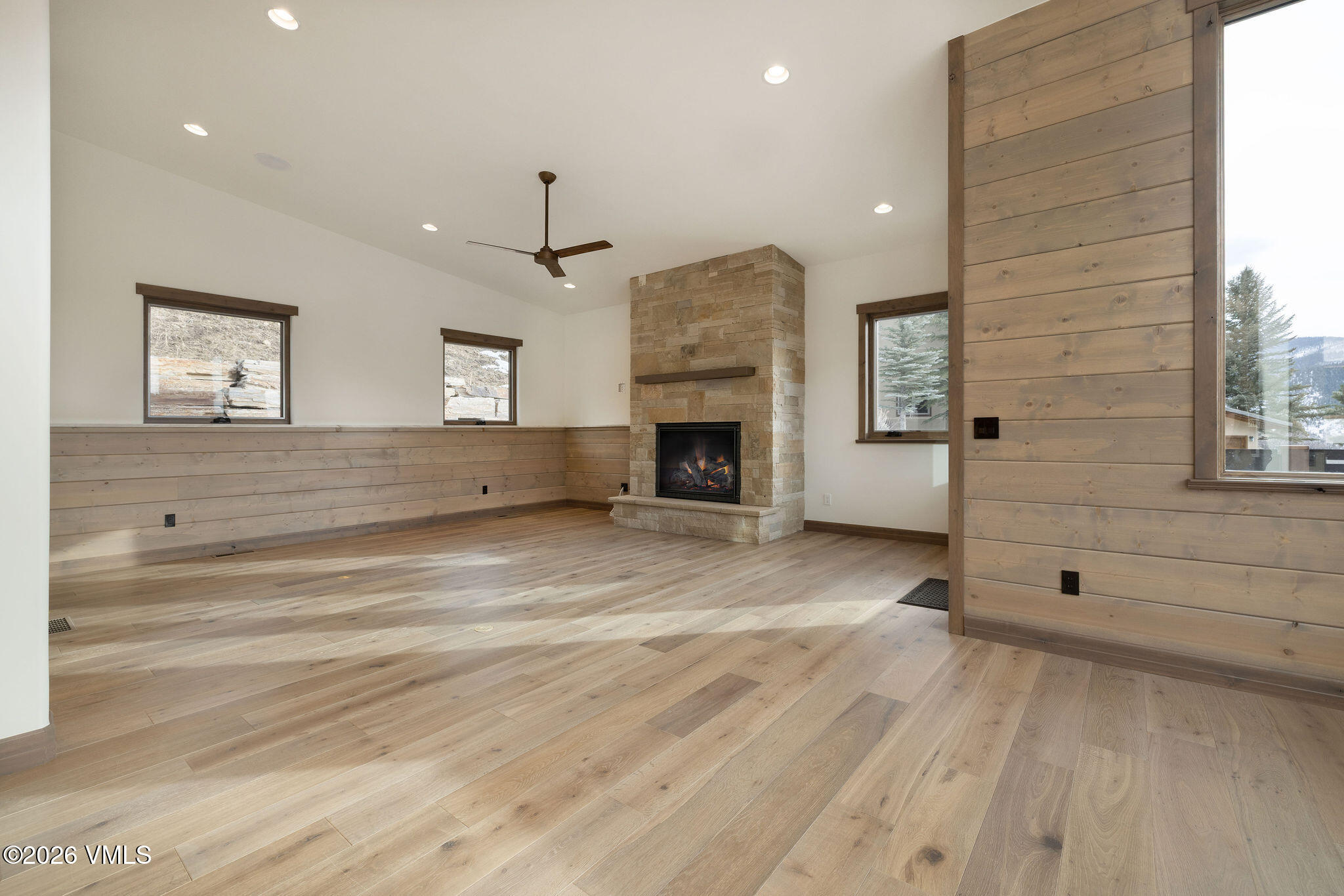 91 Rowel Drive Edwards, CO 81632 - Photo 5 of 14 91_rowel_interior_living_c