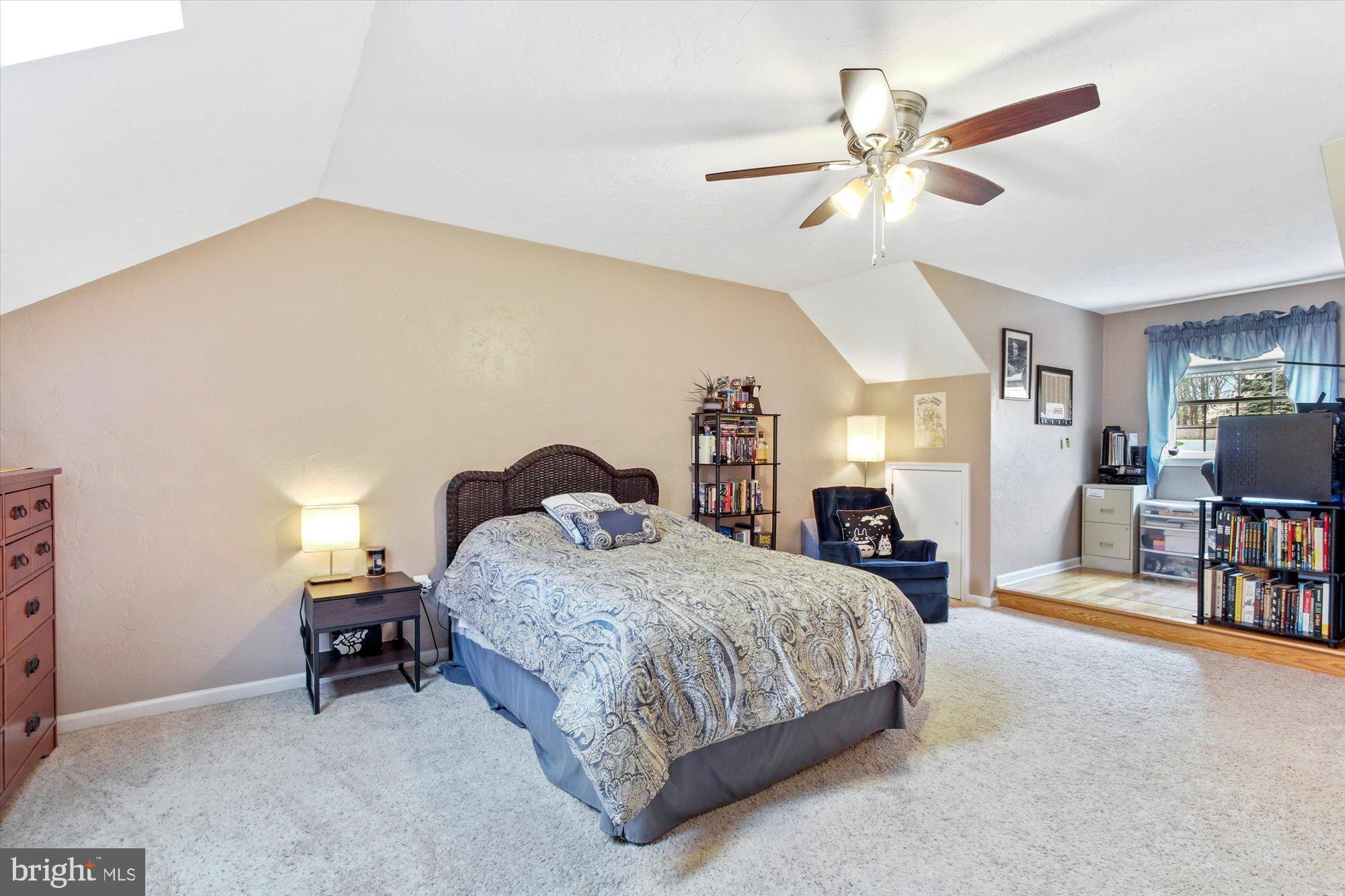 1008 Woodridge Road Red Lion, PA 17356 - Photo 23 of 33 Additional Bedroom with Study Area