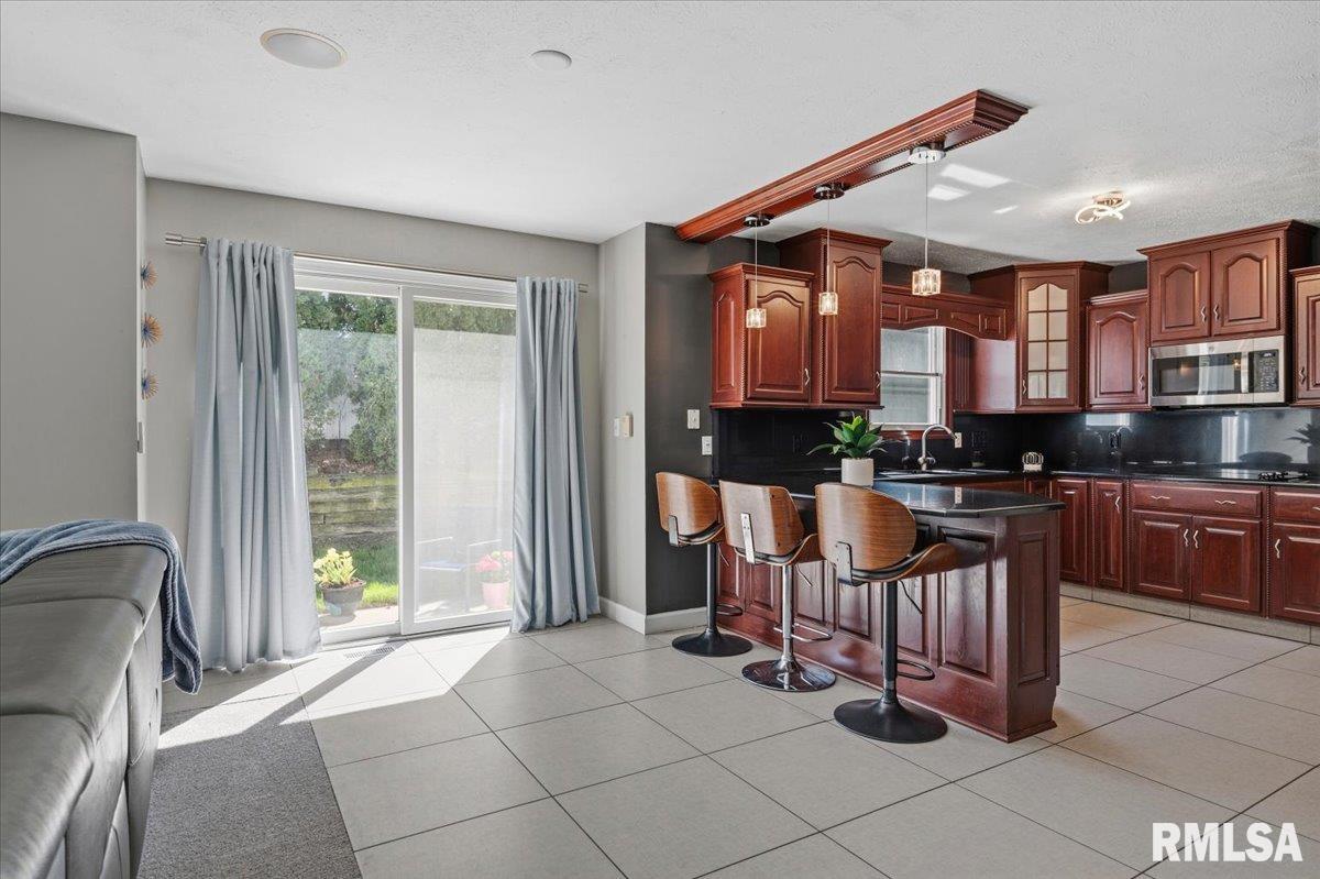 3804 Kerry Boulevard Springfield, IL 62712 - Photo 12 of 45