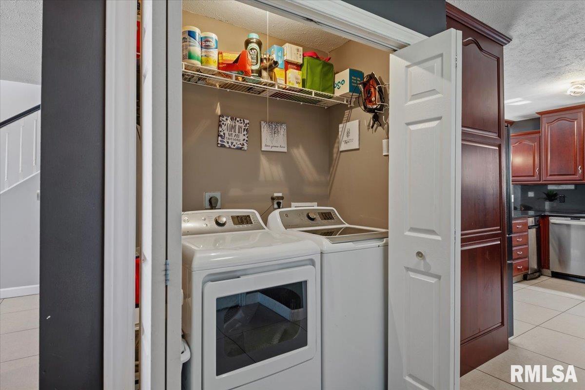 3804 Kerry Boulevard Springfield, IL 62712 - Photo 17 of 45