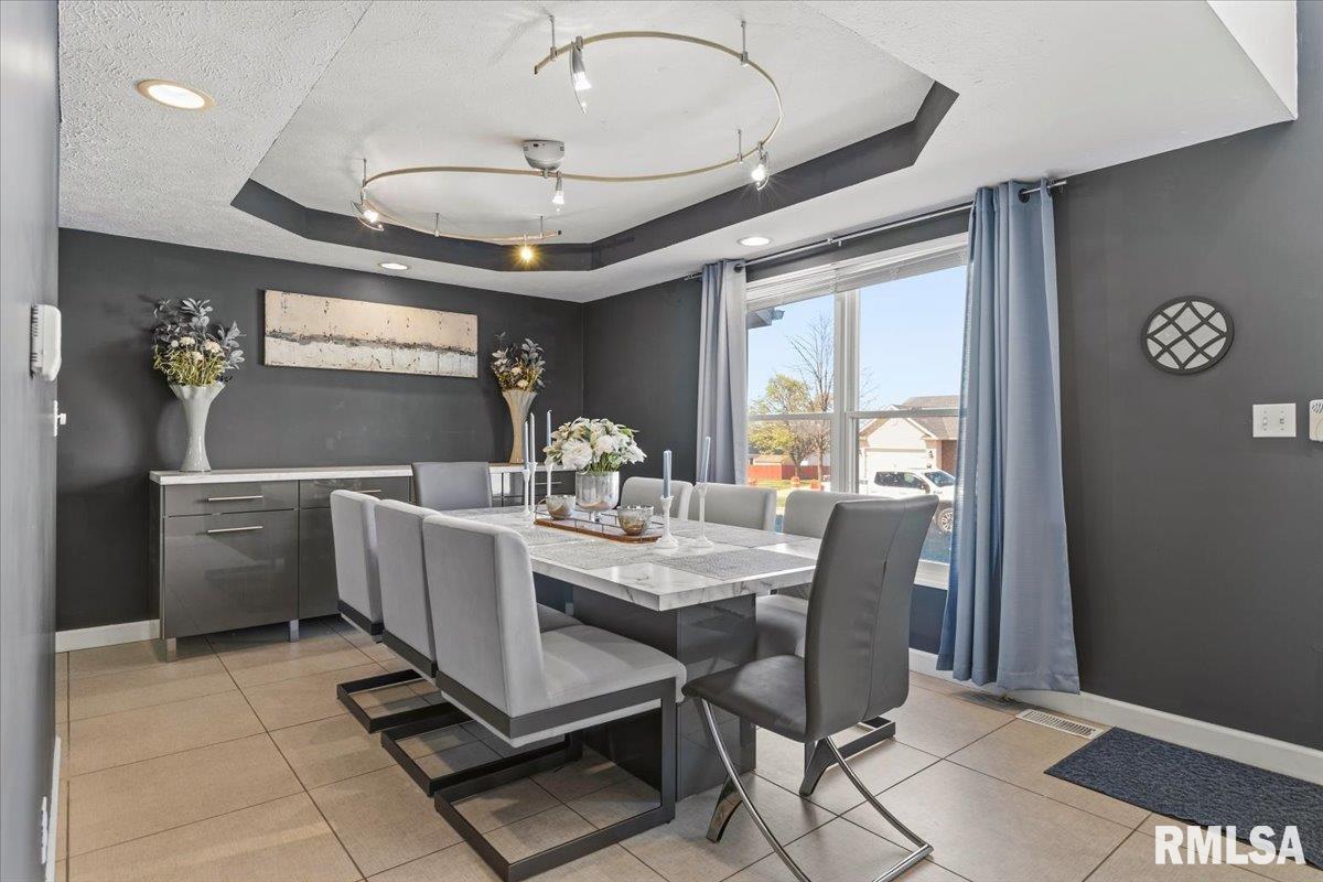 3804 Kerry Boulevard Springfield, IL 62712 - Photo 21 of 45