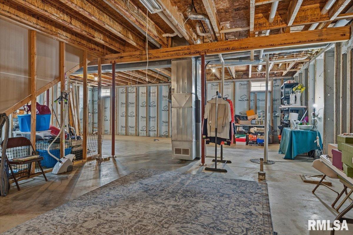 3804 Kerry Boulevard Springfield, IL 62712 - Photo 37 of 45